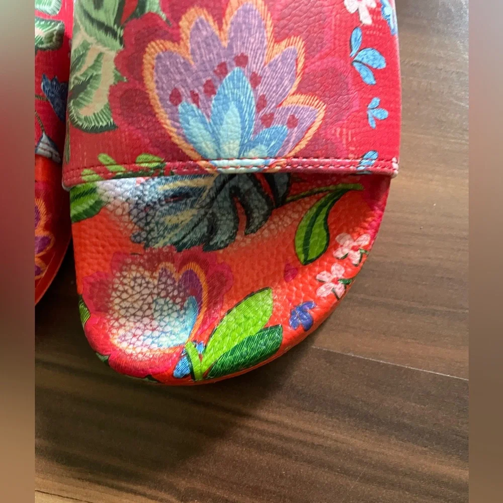 Johnny Was Rumba Slides - Picture 2 of 11